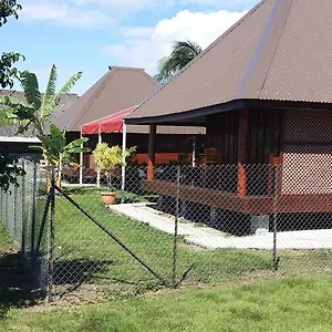 Raiatea Airport Bungalow Holiday home